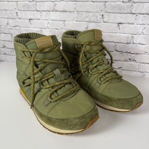 Teva Ember Women's Burnt Olive Green Winter Boots Size 8